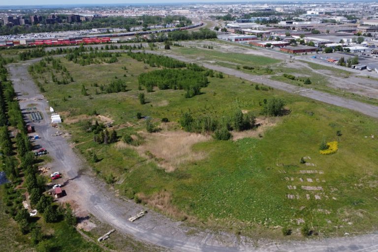 Racecourse grounds |  Quebec and Ottawa are involved in its conversion into a residential district