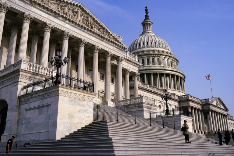 Raising the debt ceiling |  President Biden and Republicans reach tentative agreement