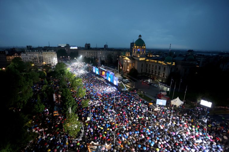 Serbia |  Thousands of demonstrators will support President Vucic in Belgrade