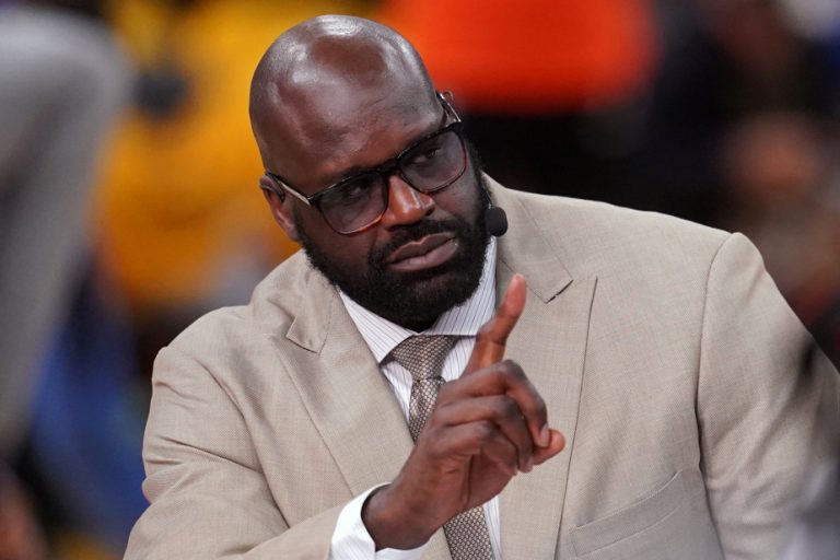 Shaquille O’Neal gets back to rapping