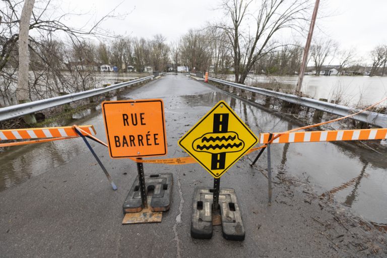 Spring floods |  The Mercier Island bridge still closed