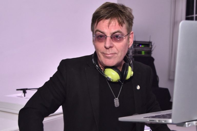 The bassist of The Smiths Andy Rourke is no longer