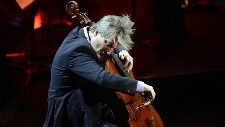 The prosecution requires two years in prison for the trial of cellist Jérôme Pernoo, accused of sexual assault on minors