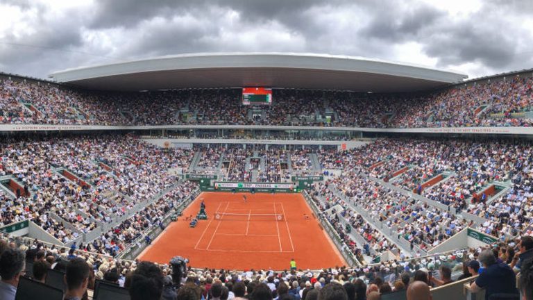 The song of the heroes of Roland Garros