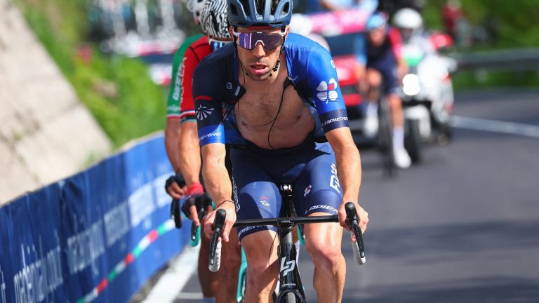 Thibaut Pinot neck and neck with Filippo Zana for victory… Follow the last kilometers of the 18th stage