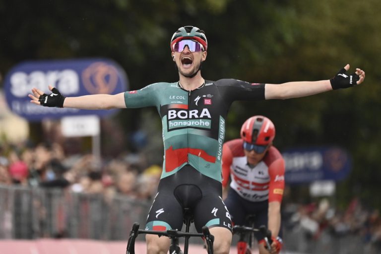 Tour of Italy |  Nico Denz wins stage 12