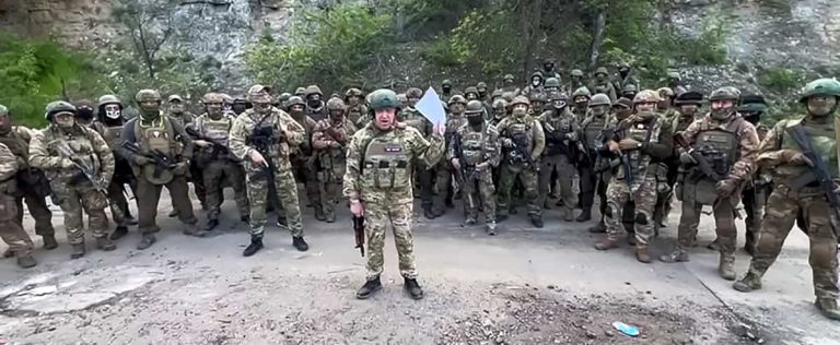 Ukraine: Wagner group threatens to withdraw from Bakhmout on May 10, due to lack of ammunition