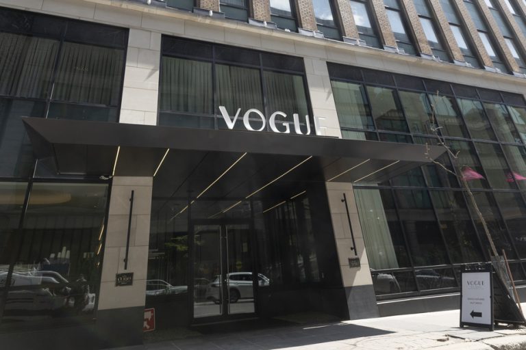 Vogue Hotel |  The youth cure of an institution