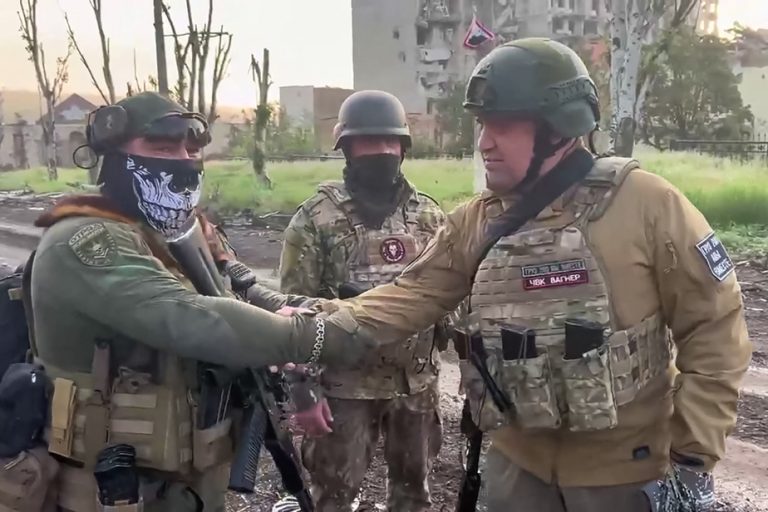 War in Ukraine, day 456 |  The Wagner Group begins the transfer of Bakhmout to the Russian army