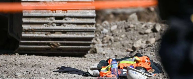 Work accident in Montreal: a worker crushed by a mechanical shovel