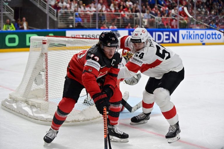 World Hockey Championship |  First setback for Canada