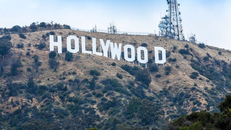 Writers’ strike threatens Hollywood for lack of agreement with major studios