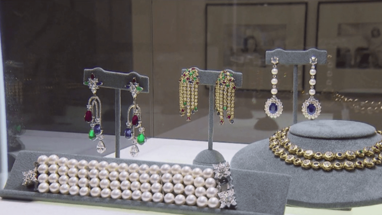 a controversial jewelry auction