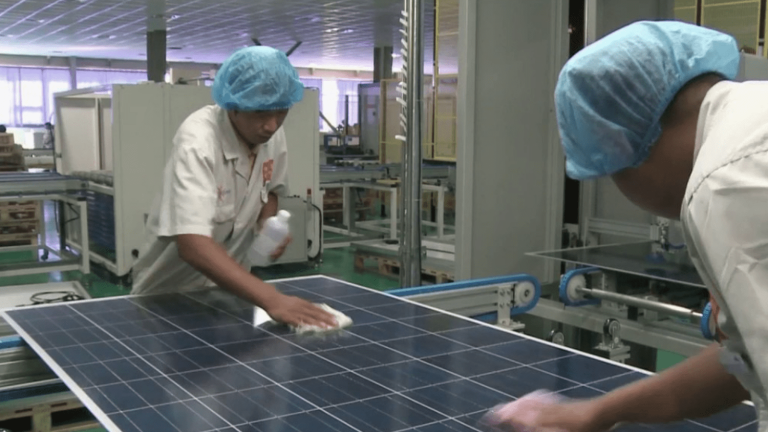 a new photovoltaic panel factory in Moselle