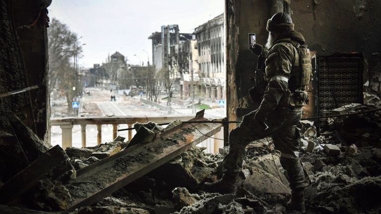 a year after falling into Russian hands, Mariupol awaits the counter-offensive