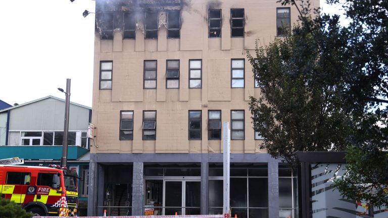 at least six dead in Wellington hotel fire