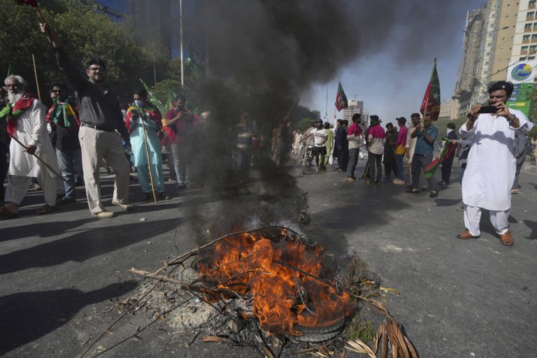 pakistan |  Ex-prime minister arrested, protests across the country