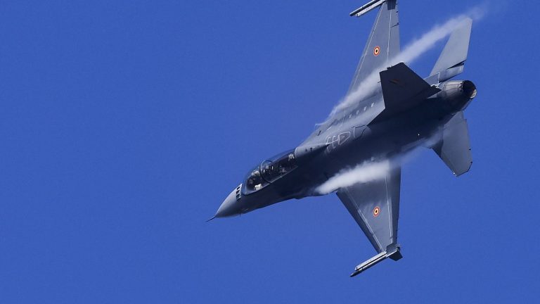 the United States paves the way for the delivery of F-16 fighter jets to Kyiv from other countries