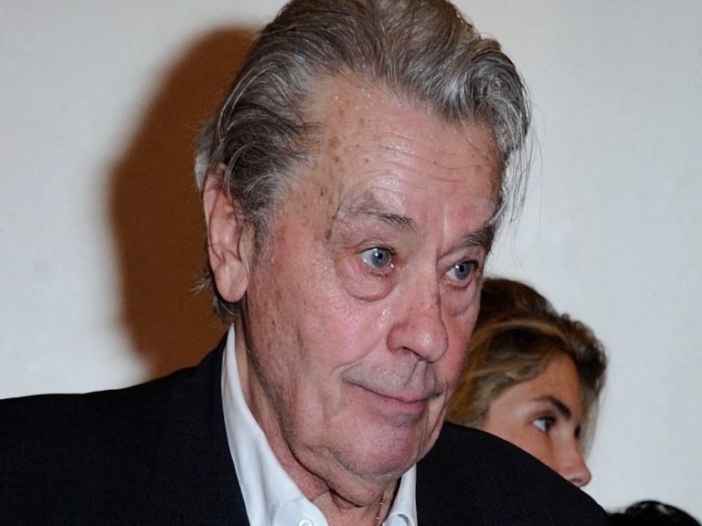 the body of the illegitimate son of Alain Delon found in “advanced state of decomposition”, what we know of the tragedy that strikes the Delon clan