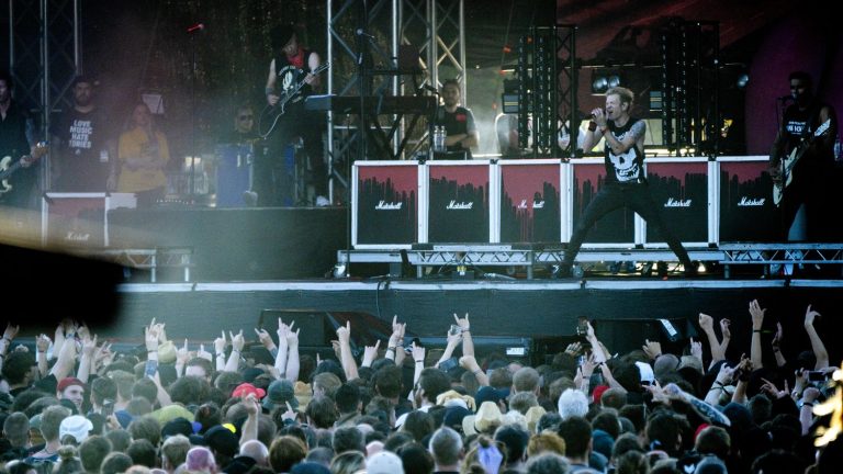 the group Sum 41 announces its separation after 27 years of career