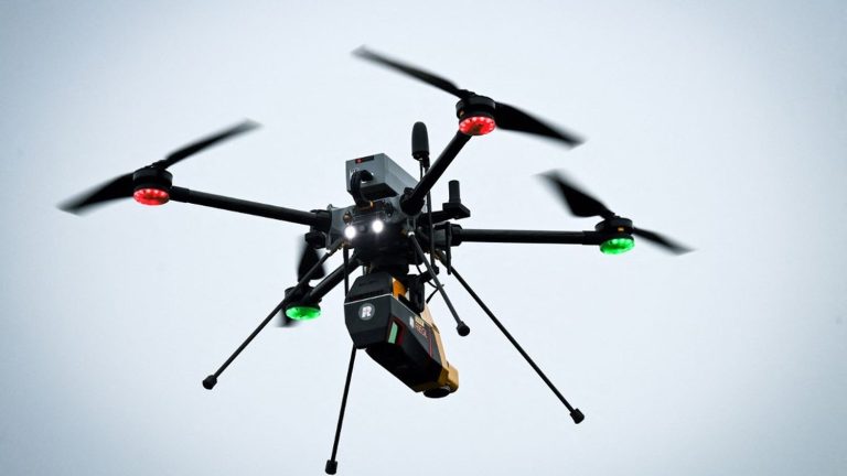 the use of drones authorized by the Alpes-Maritimes prefecture to monitor the Italian border