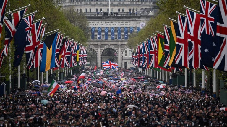 thousands of neighborhood lunches planned across the UK, plus a big gig at Windsor Castle