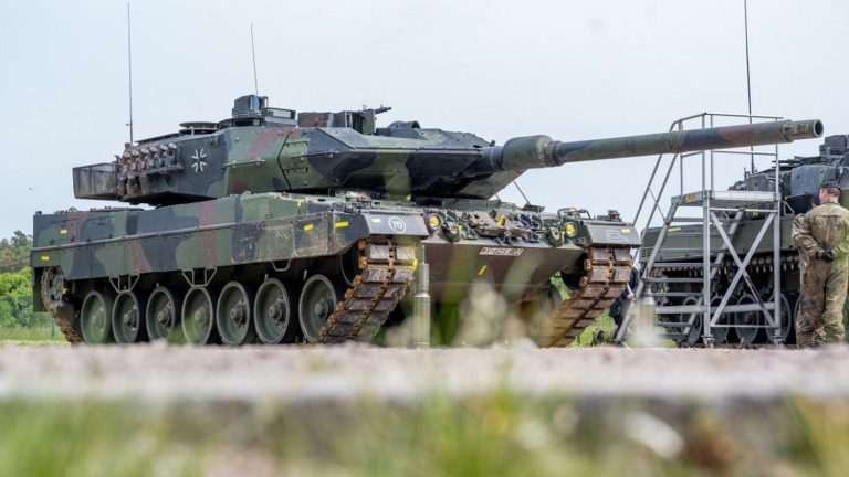 10,000 euro bounty for Russian soldiers who destroy Leopard tanks used by Ukrainians