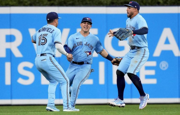 Blue Jays win 2-0 over Marlins