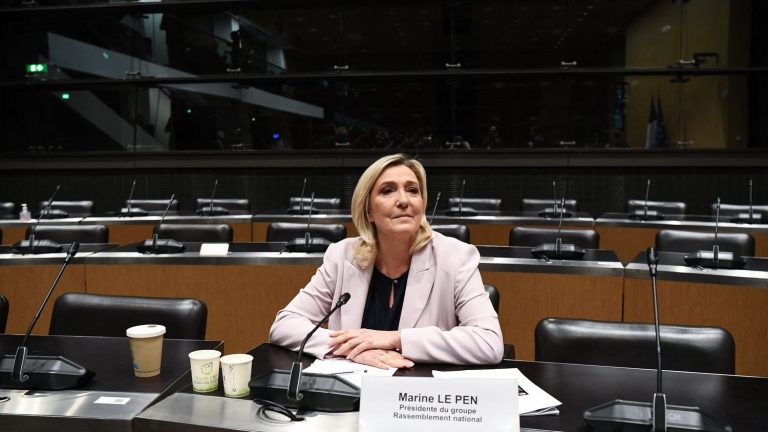 A parliamentary inquiry report accuses the RN of being a “transmission belt” of Russian power, Marine Le Pen denounces “a political trial”