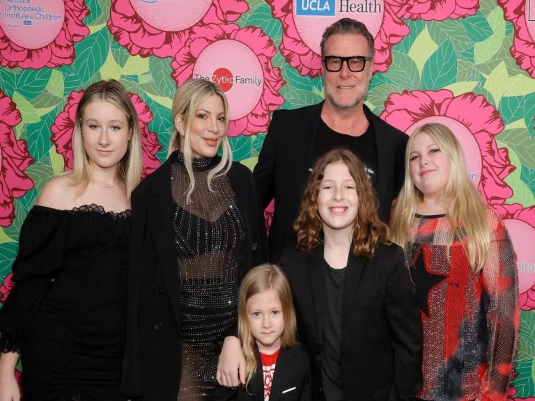 After 18 years of marriage and five children, the “Beverly Hills 90210” star is divorcing!