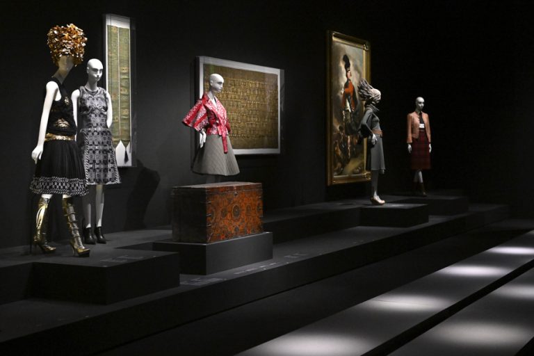 Alexander McQueen – Art meets fashion |  The inspirations of an avant-garde