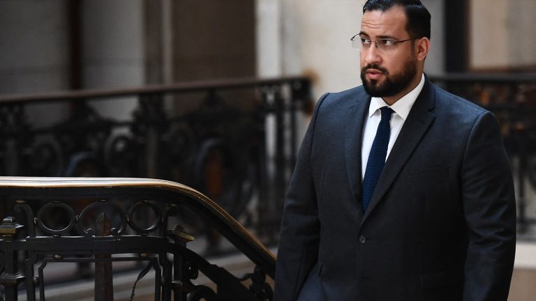 At his appeal trial, Alexandre Benalla plays the card of contrition but contests any voluntary violence