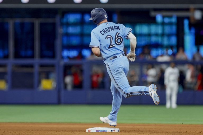 Blue Jays 6 – Marlins 3 |  Matt Chapman homers and Kevin Gausman excels in the win