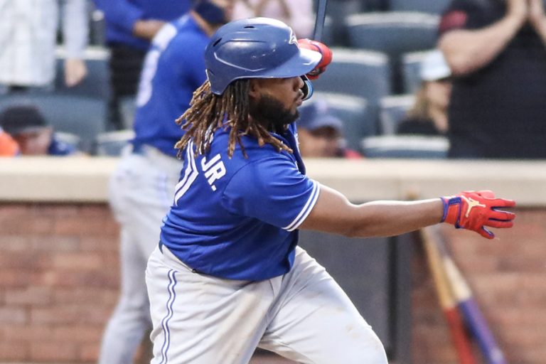 Blue Jays beat Mets 2-1