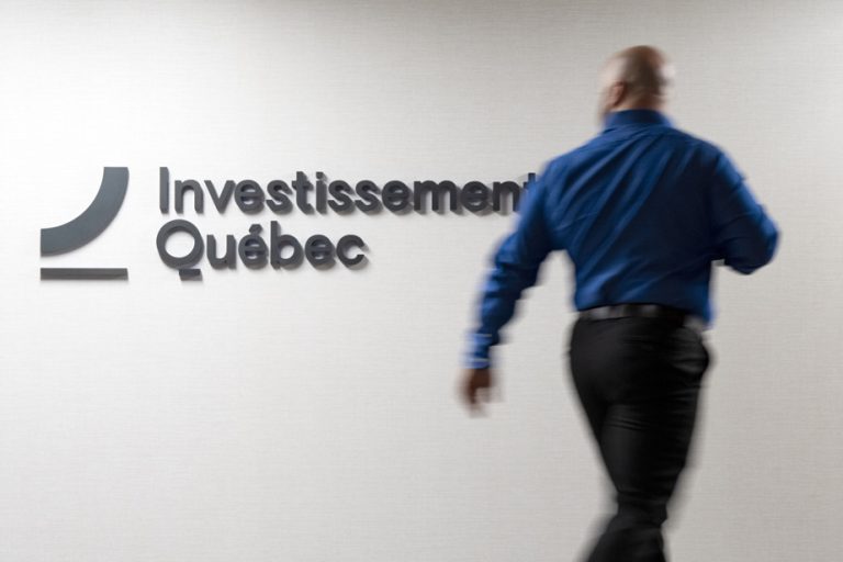 Bonuses at Investissement Québec |  Negative return cuts checks