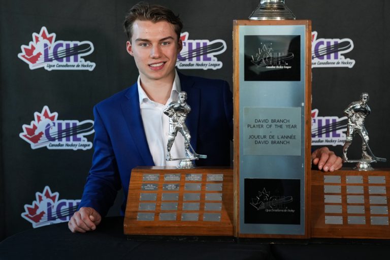 CHL Gala |  Historic hat-trick for Connor Bedard