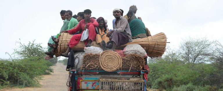 Cyclone Biparjoy: more than 100,000 evacuations in India and Pakistan