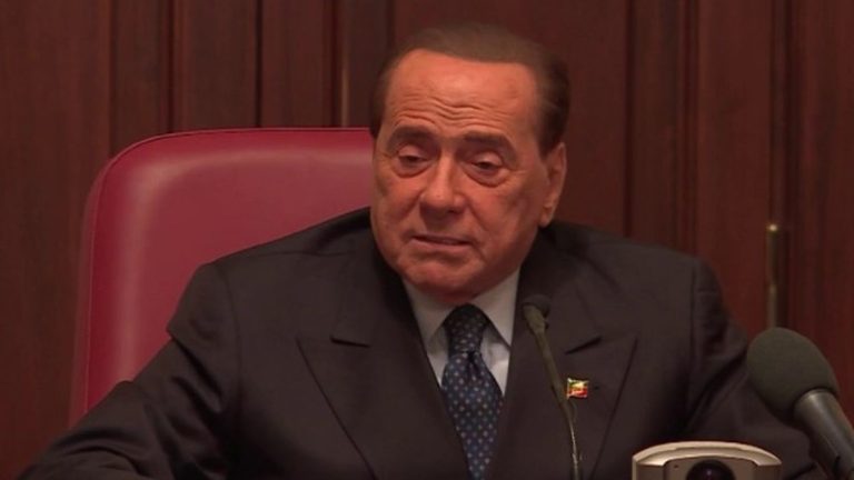 Death of Silvio Berlusconi: despite his record and his scandals, the “Cavaliere” remains loved by Italians