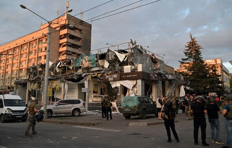 Death toll from restaurant bombing in eastern Ukraine rises