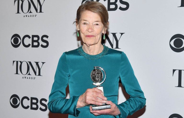 England’s national treasure Glenda Jackson has died