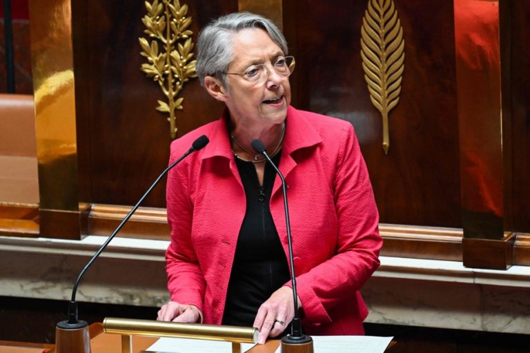 France |  Government survives 17th no-confidence motion in a year