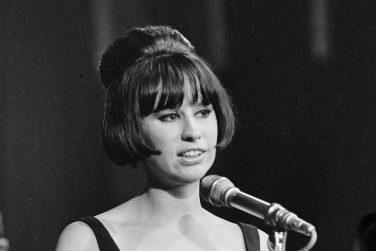 Girl from Ipanema |  Brazilian singer Astrud Gilberto is dead