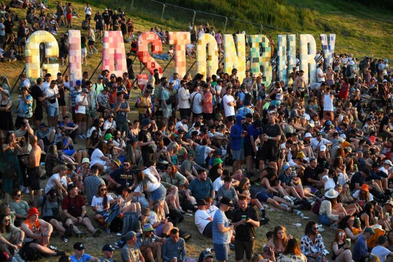 Glastonbury Festival |  Elton John bids farewell to the British