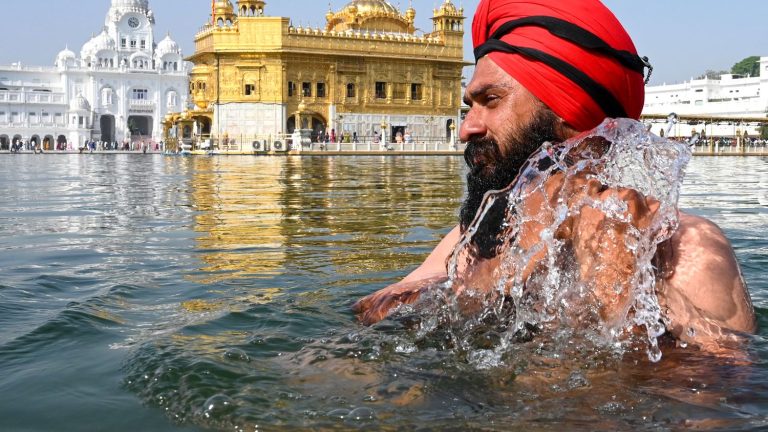 In California, will Sikhs soon be able to ride motorcycles without helmets?