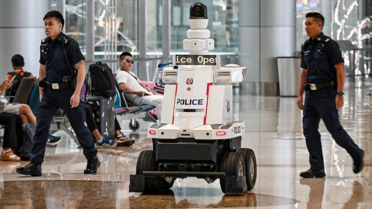 In Singapore, robots equipped with speakers and a camera will patrol the streets