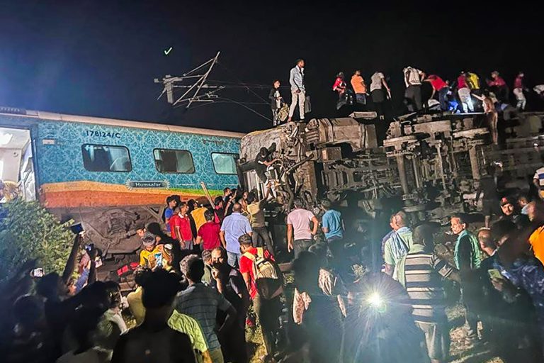 India |  At least 288 dead and 850 injured in train accident