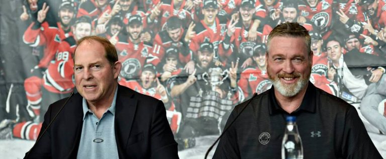 Jacques Tanguay and Patrick Roy say goodbye to the Remparts