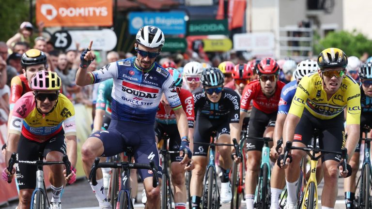 Julian Alaphilippe wins the second stage, Christophe Laporte retains his yellow jersey