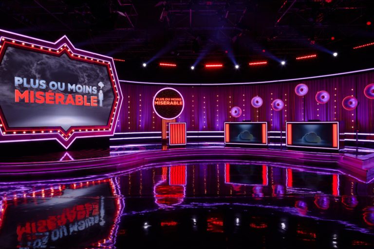 More or Less Miserable Game Show |  Eight personalities join Ève Côté