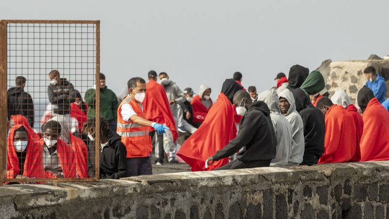 More than 150 migrants rescued off Canary Islands after deadly shipwreck